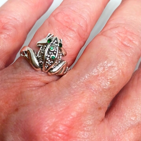Frog ring - Picture 3 of 5